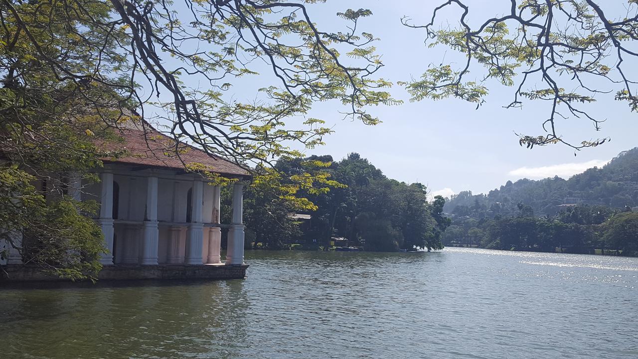 Kandy Hills Extérieur photo